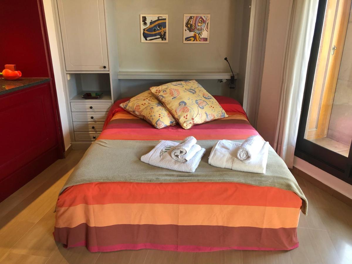 Apartament Loft Acogedor Con Terraza Y Parking En El Centro Huesca Zewnętrze zdjęcie